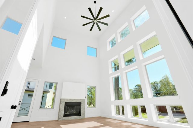 13523 Lakecrest Drive, Cypress, TX 77429