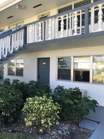 243 Sheffield J 243, West Palm Beach, FL 33417