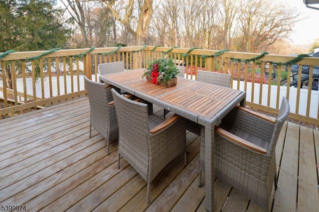 99 Fairview Ave, Hawthorne Boro, NJ 07506