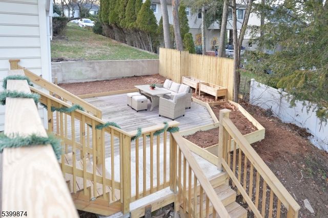 99 Fairview Ave, Hawthorne Boro, NJ 07506