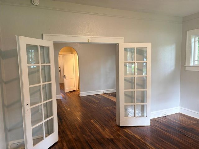 123 Tuscaloosa Street, Mobile, AL 36607