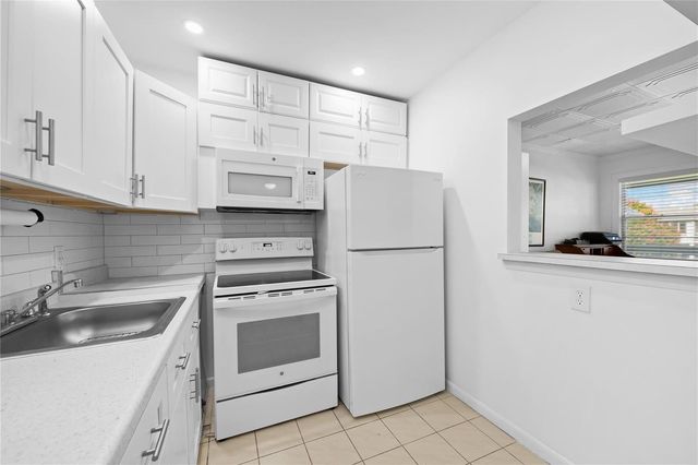 39 Prescott B 39, Deerfield Beach, FL 33442