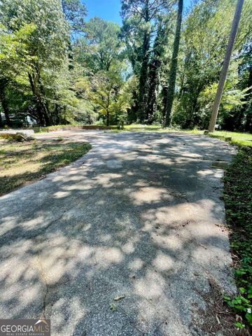 504 Raven Springs Trail, Stone Mountain, GA 30087