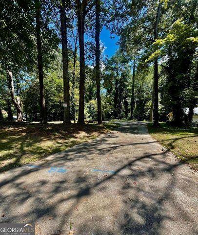 504 Raven Springs Trail, Stone Mountain, GA 30087