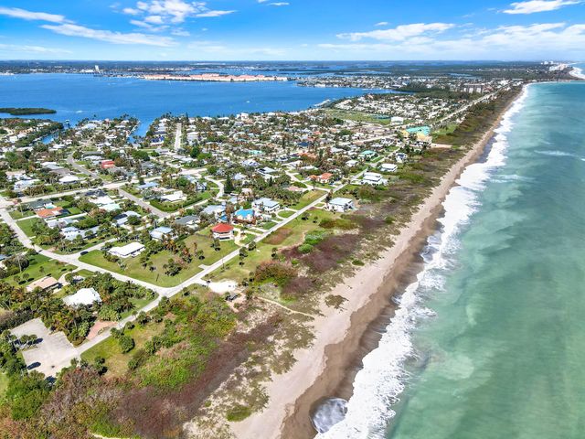 1902 Mimosa Avenue, Fort Pierce, FL 34949