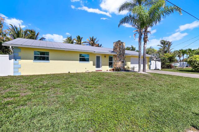 1902 Mimosa Avenue, Fort Pierce, FL 34949