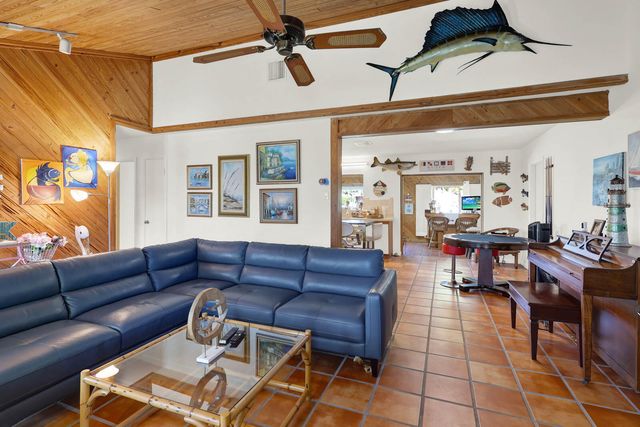 1902 Mimosa Avenue, Fort Pierce, FL 34949