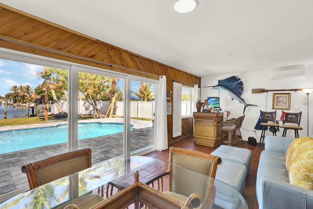 1902 Mimosa Avenue, Fort Pierce, FL 34949