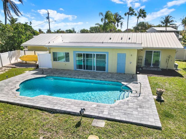 1902 Mimosa Avenue, Fort Pierce, FL 34949