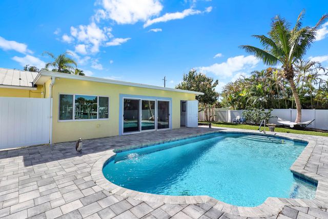 1902 Mimosa Avenue, Fort Pierce, FL 34949