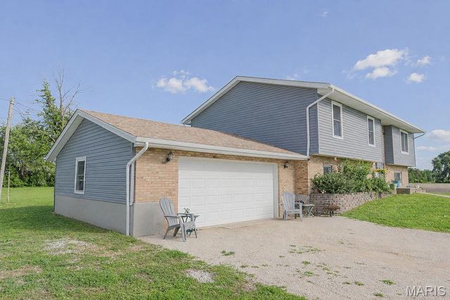 806 S 7th Street, East Carondelet, IL 62240