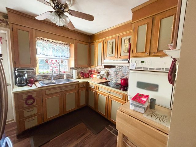 779 Catawba RD, Daleville, VA 24083