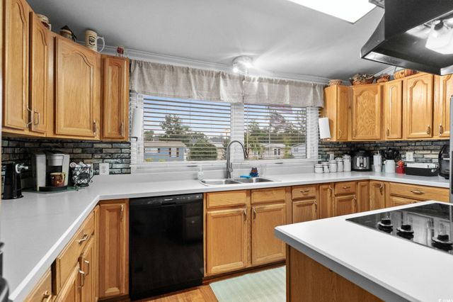 875 S Marlin Circle, Murrells Inlet, SC 29576