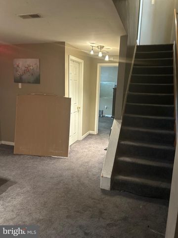 5349 CALL PL SE, Washington, DC 20019