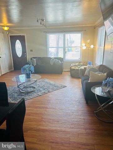 5349 CALL PL SE, Washington, DC 20019