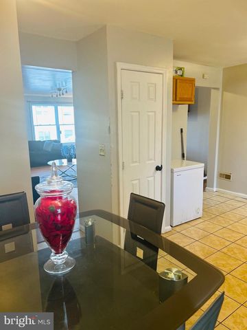 5349 CALL PL SE, Washington, DC 20019