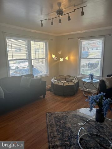 5349 CALL PL SE, Washington, DC 20019