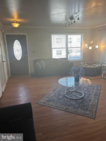 5349 CALL PL SE, Washington, DC 20019