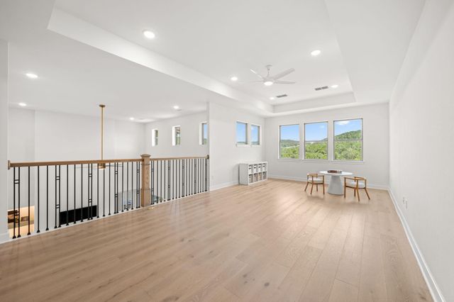 136 Baldovino SKWY, Lakeway, TX 78738