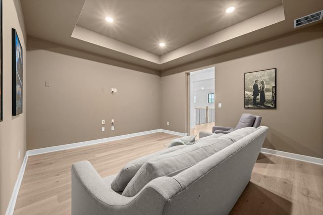 136 Baldovino SKWY, Lakeway, TX 78738