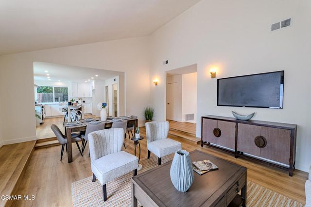 8018 Winnetka Avenue, Winnetka, CA 91306