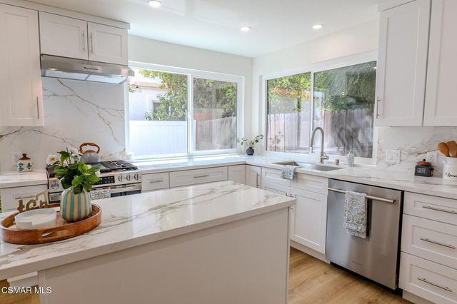 8018 Winnetka Avenue, Winnetka, CA 91306