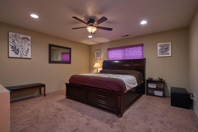 3240 Dearborn Lane, Medford, OR 97504