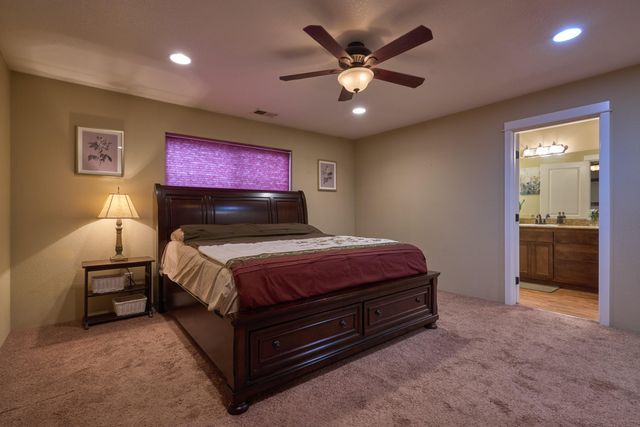 3240 Dearborn Lane, Medford, OR 97504