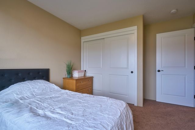 3240 Dearborn Lane, Medford, OR 97504