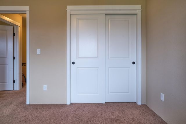 3240 Dearborn Lane, Medford, OR 97504