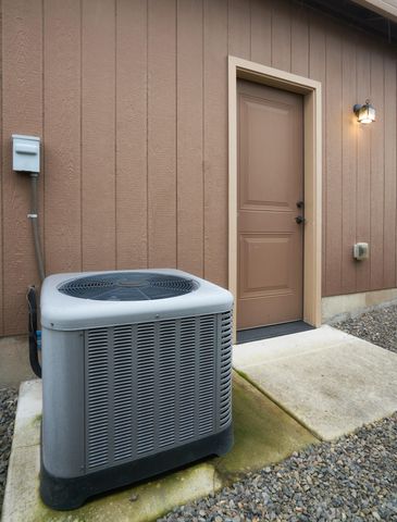 3240 Dearborn Lane, Medford, OR 97504