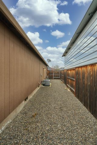 3240 Dearborn Lane, Medford, OR 97504