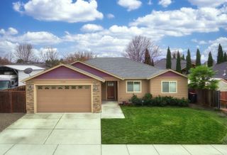 3240 Dearborn Lane, Medford, OR 97504