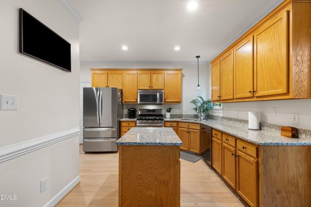 137 Dutch Hill Road, Holly Springs, NC 27540