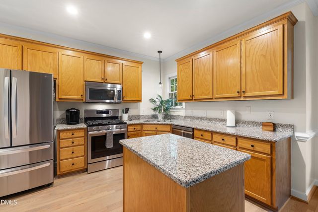 137 Dutch Hill Road, Holly Springs, NC 27540