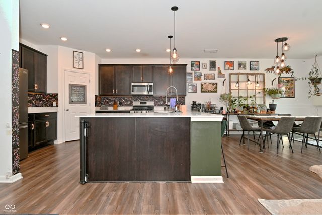 1083 Aries Boulevard, Franklin, IN 46131