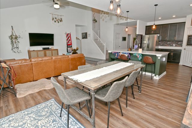 1083 Aries Boulevard, Franklin, IN 46131