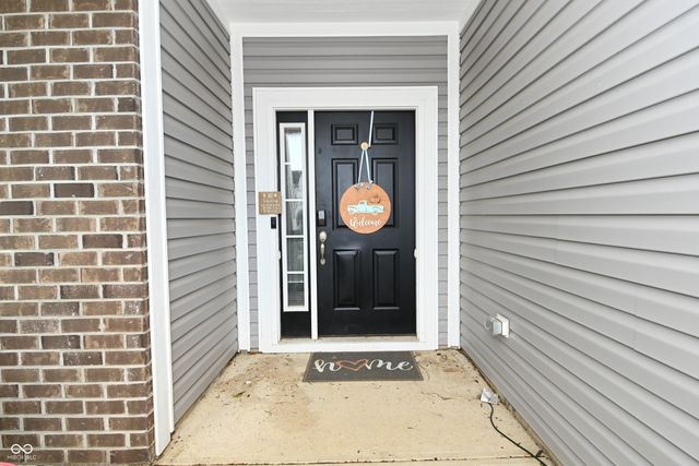 1083 Aries Boulevard, Franklin, IN 46131