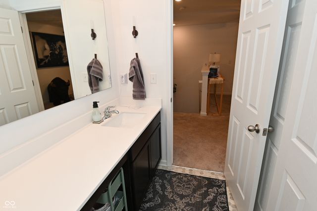 1083 Aries Boulevard, Franklin, IN 46131
