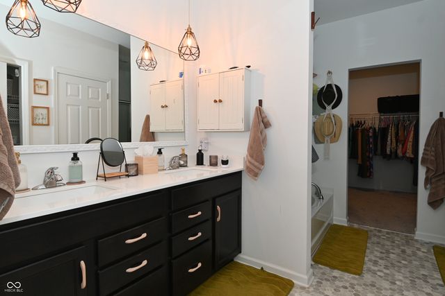 1083 Aries Boulevard, Franklin, IN 46131
