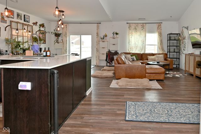 1083 Aries Boulevard, Franklin, IN 46131