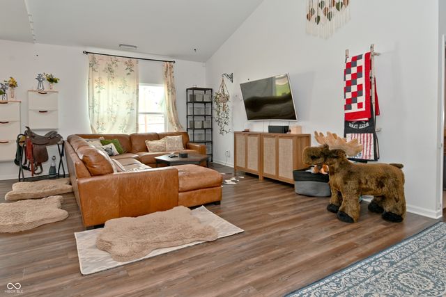 1083 Aries Boulevard, Franklin, IN 46131