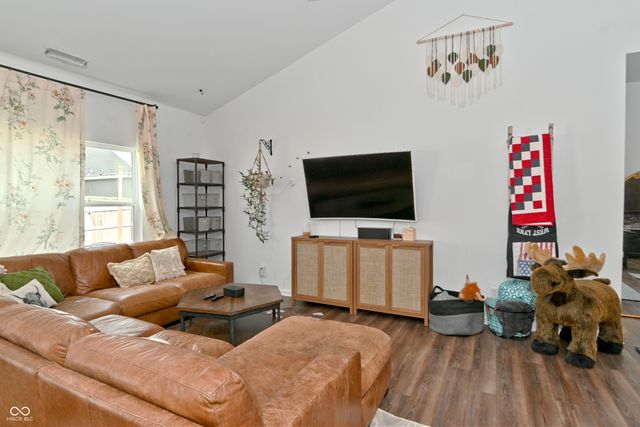 1083 Aries Boulevard, Franklin, IN 46131