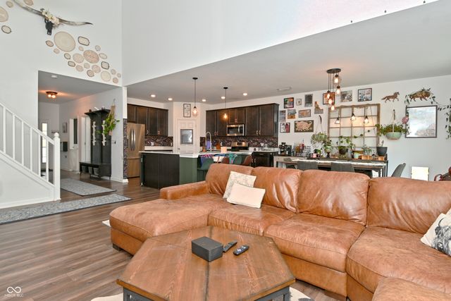 1083 Aries Boulevard, Franklin, IN 46131