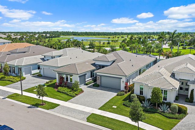 12172 Waterstone Circle, Palm Beach Gardens, FL 33412