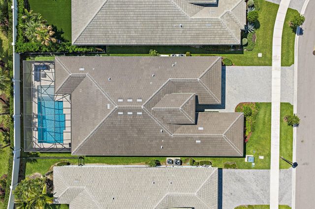 12172 Waterstone Circle, Palm Beach Gardens, FL 33412