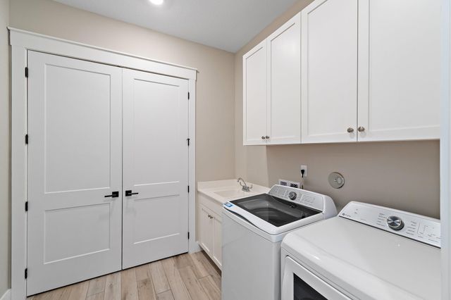 12172 Waterstone Circle, Palm Beach Gardens, FL 33412