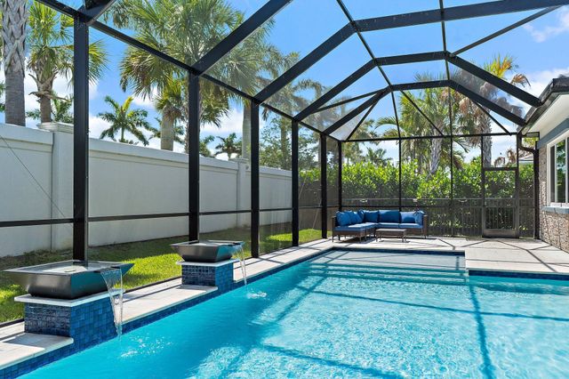 12172 Waterstone Circle, Palm Beach Gardens, FL 33412