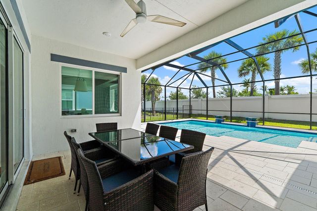 12172 Waterstone Circle, Palm Beach Gardens, FL 33412