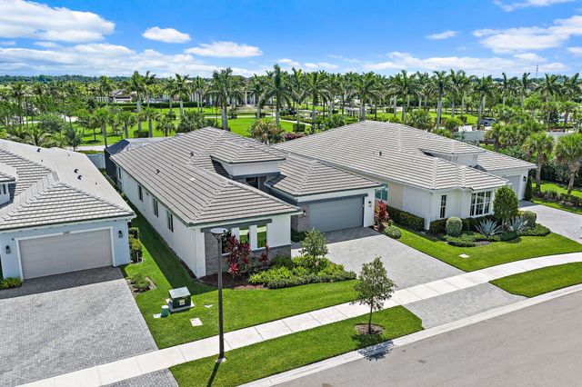 12172 Waterstone Circle, Palm Beach Gardens, FL 33412